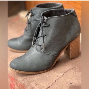 Toms Lunata Lace Up Booties Size 8.5 Block Heel Metallic Dark Grey-Brown